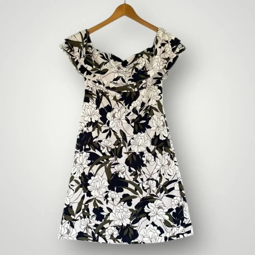 5 for $45 Ann Taylor Dress Floral Women Size 4